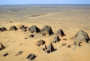 Nubian pyramids at Meroe, Sudan - Photographer: Francis Geius